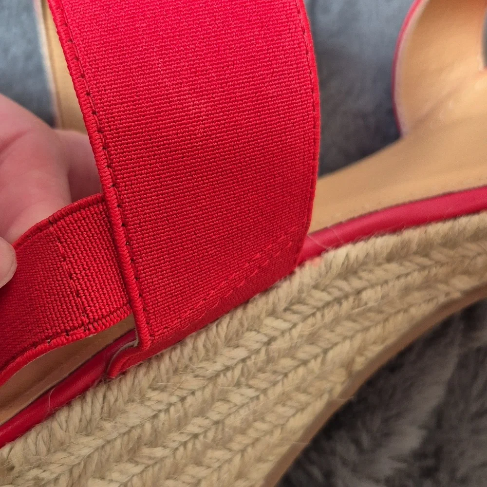 Taxi Lucy Red Wedge Size 38 Espadrilles with Jute Sole From Taxi, New With Tags - Picture 9 of 14